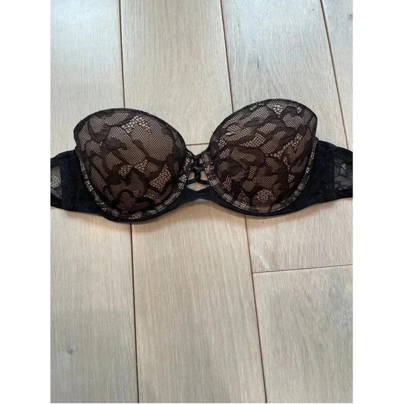 Victorias Secret strapless bra - Picture 2 of 4
